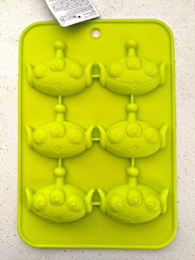 Daiso Silicone Petite Cake Mold Toy Story Aliens 1