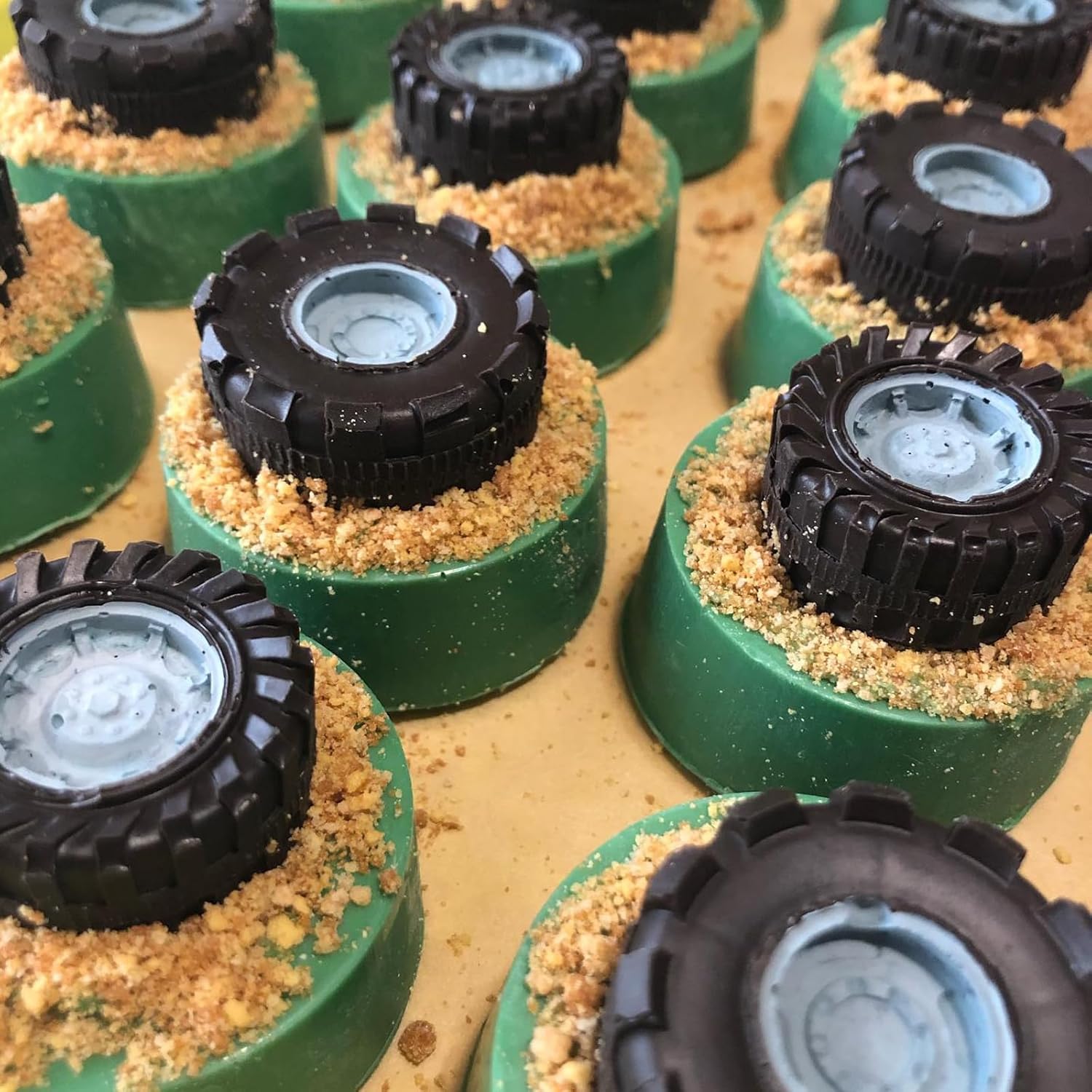 Muyulin 3D Tire Silicone Fondant Molds Set of 3
