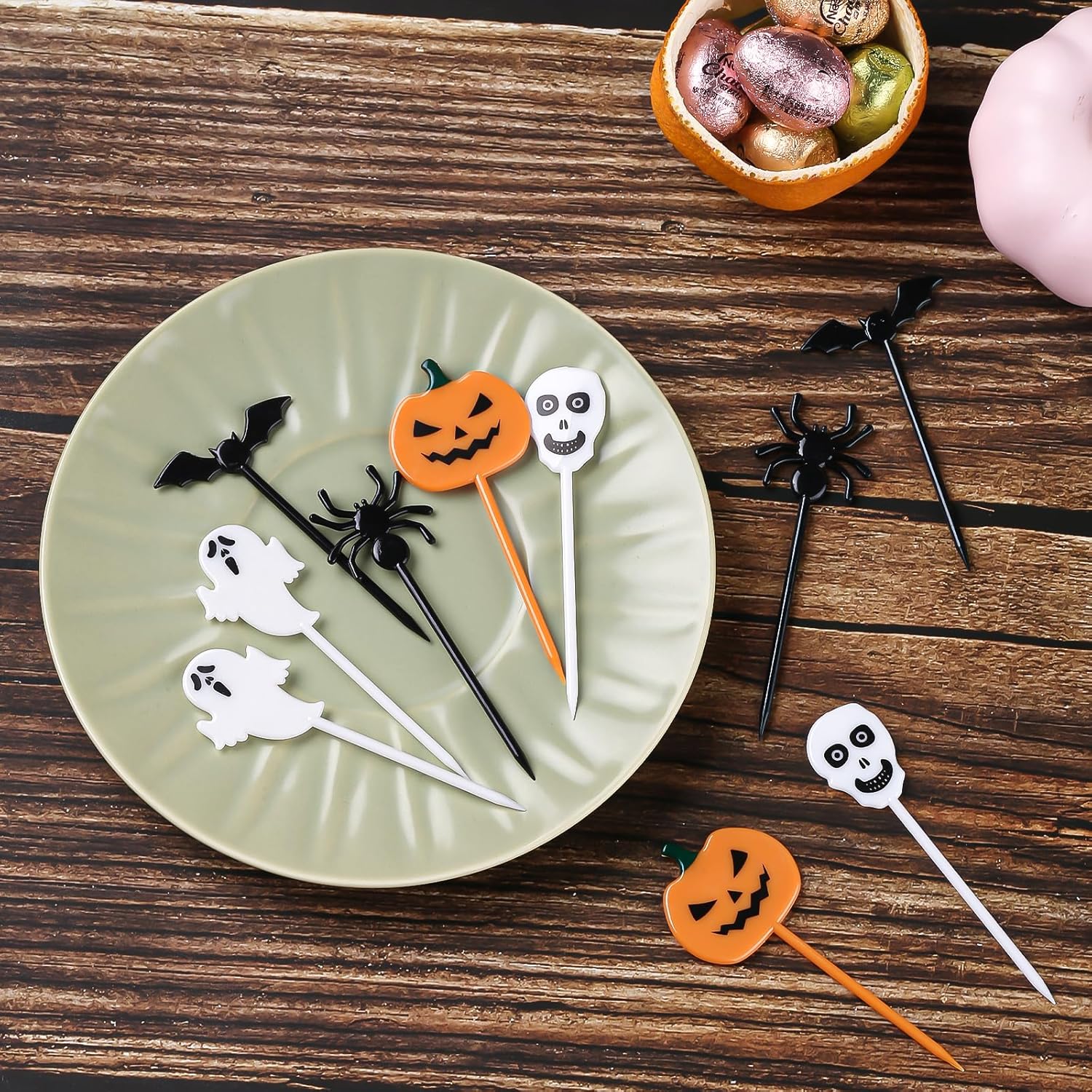 FUSHENMU 100pcs Halloween Cupcake Picks Decorations